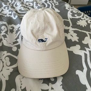 Vineyard Vines Beige Hat!